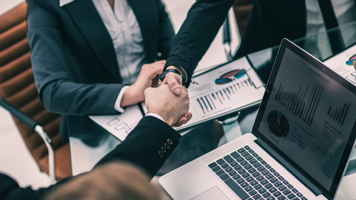 Domowy aparat EKG: Rewolucja w monitorowaniu serca w zaciszu własnego domu